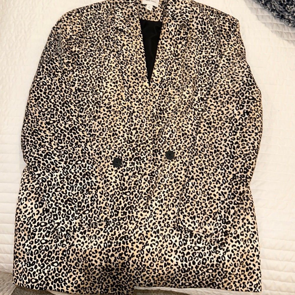Silky leopard print blazer, jacket size xl